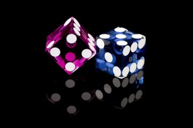 Live roulette table interface on superwin777 showing wheel feed and betting options